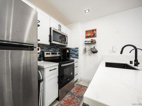 4380 Temecula St 4, San Diego CA 92107