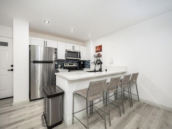 4380 Temecula St 4, San Diego CA 92107
