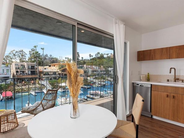 4627 Park Drive, Carlsbad CA 92008