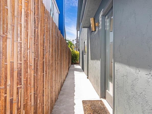 4627 Park Drive, Carlsbad CA 92008