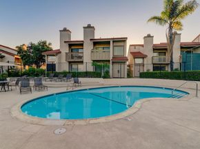 6877 Caminito Mundo 25, San Diego CA 92119