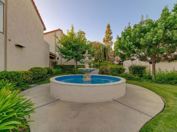 6877 Caminito Mundo 25, San Diego CA 92119