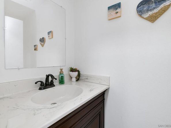 6877 Caminito Mundo 25, San Diego CA 92119