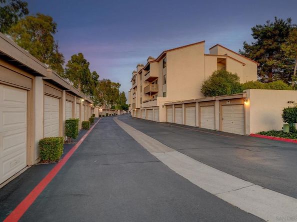 6877 Caminito Mundo 25, San Diego CA 92119