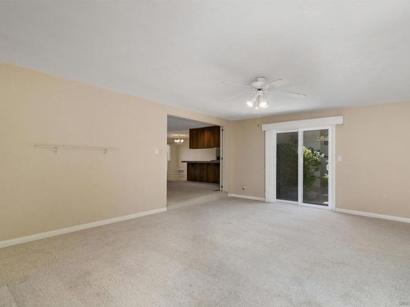 530 E 17th Ave, Escondido CA 92025