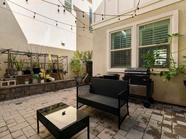 1203 Camino Levante, Chula Vista CA 91913