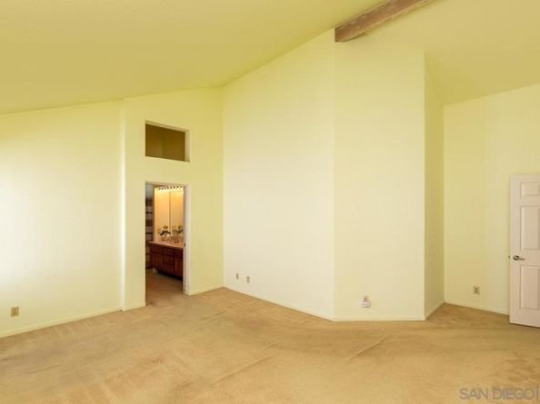 5030 Alicante Way, Oceanside CA 92056