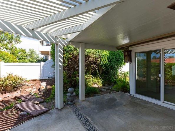 5030 Alicante Way, Oceanside CA 92056