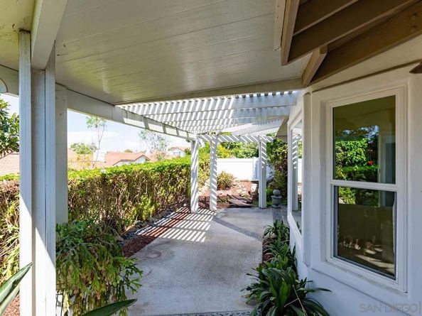 5030 Alicante Way, Oceanside CA 92056