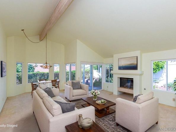 5030 Alicante Way, Oceanside CA 92056