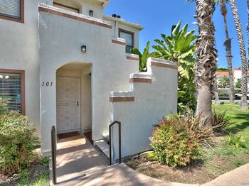 13202 Salmon River Rd