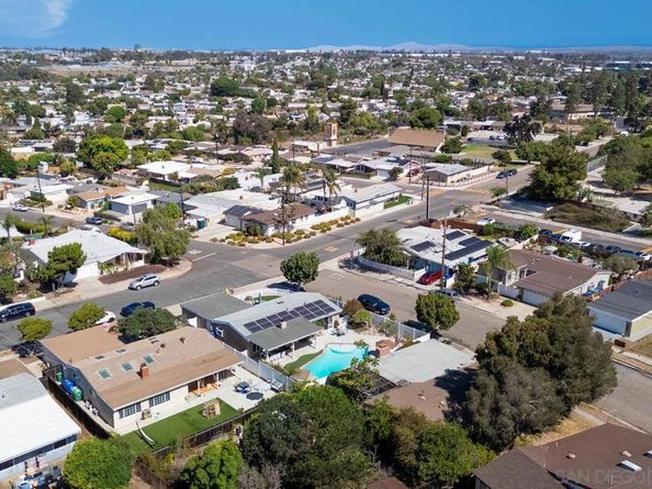 2597 Melbourne Dr, San Diego CA 92123