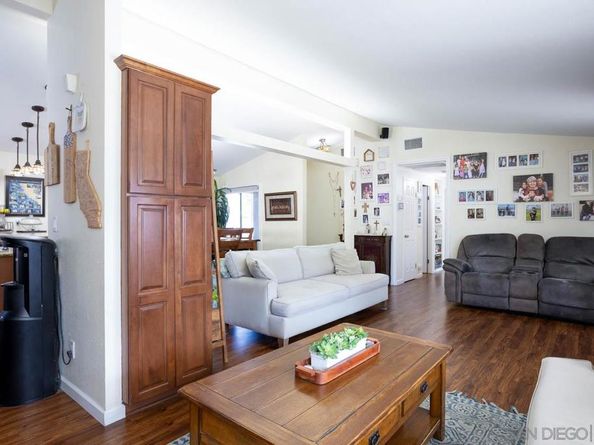 2597 Melbourne Dr, San Diego CA 92123