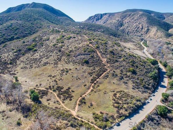 8721 Wahl St, Santee CA 92071