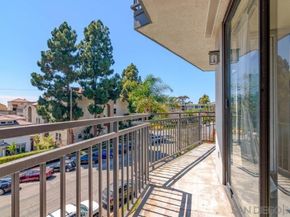 2414 Front St 11C, San Diego CA 92101