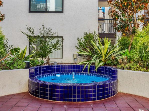 3525 Lebon Drive 104, San Diego CA 92122