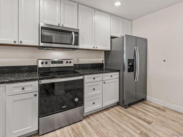 3525 Lebon Drive 104, San Diego CA 92122