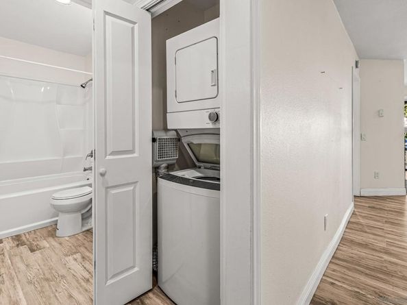 3525 Lebon Drive 104, San Diego CA 92122