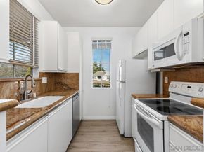 10878 Sabre Hill Dr 294, San Diego CA 92128