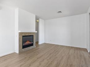 10878 Sabre Hill Dr 294, San Diego CA 92128