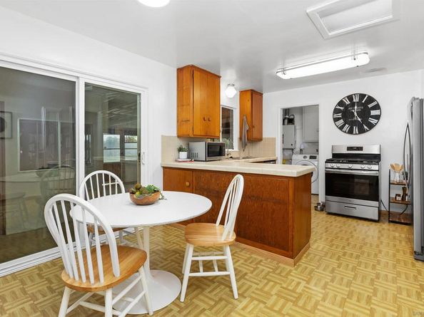 2094 Laurinda Place, San Diego CA 92105