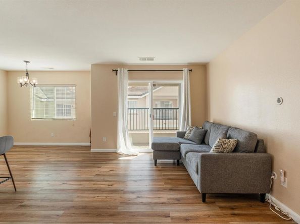1440 Levant LN 1, Chula Vista CA 91913