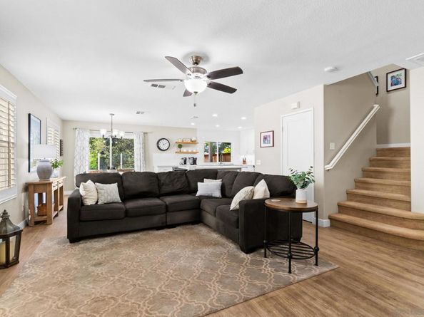 1942 Arbor Glen, Escondido CA 92025
