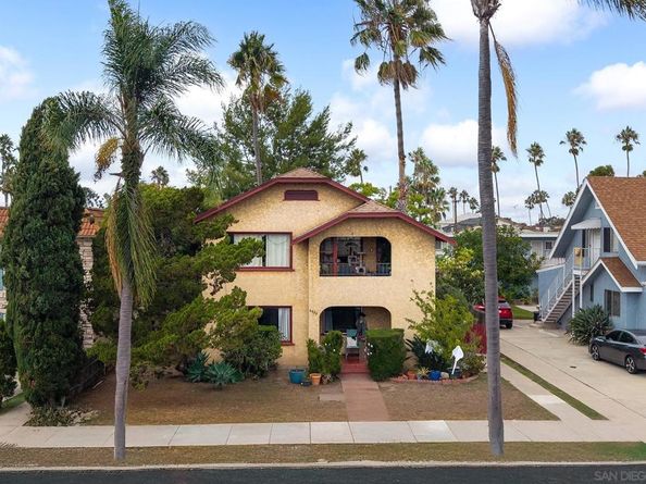 4438 44 Campus, San Diego CA 92116
