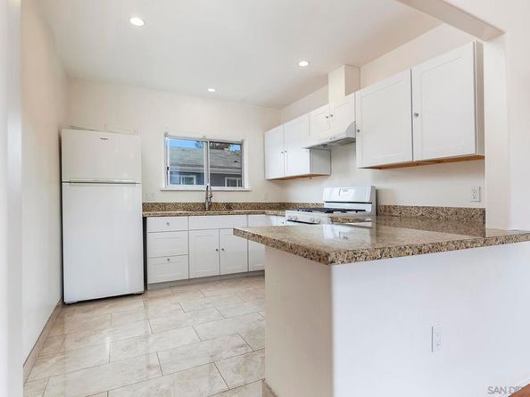 4438 44 Campus, San Diego CA 92116