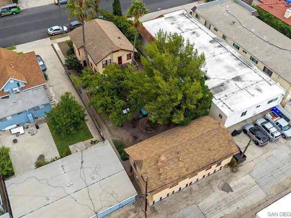 4438 44 Campus, San Diego CA 92116