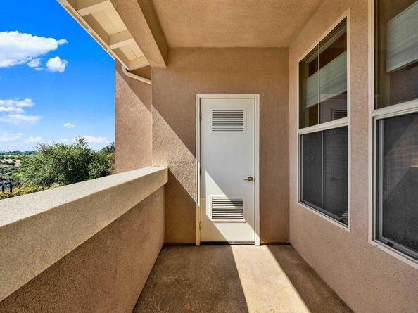 6610 Canopy Ridge Ln 37, San Diego CA 92121