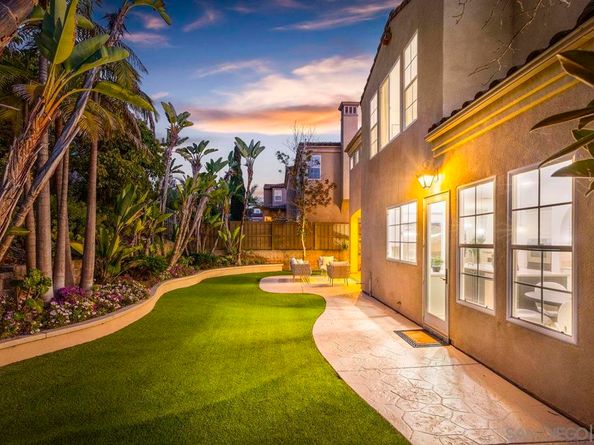 11649 Thistle Hill Pl, San Diego CA 92130