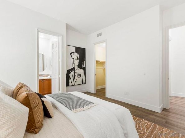 11649 Thistle Hill Pl, San Diego CA 92130