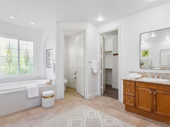 11649 Thistle Hill Pl, San Diego CA 92130