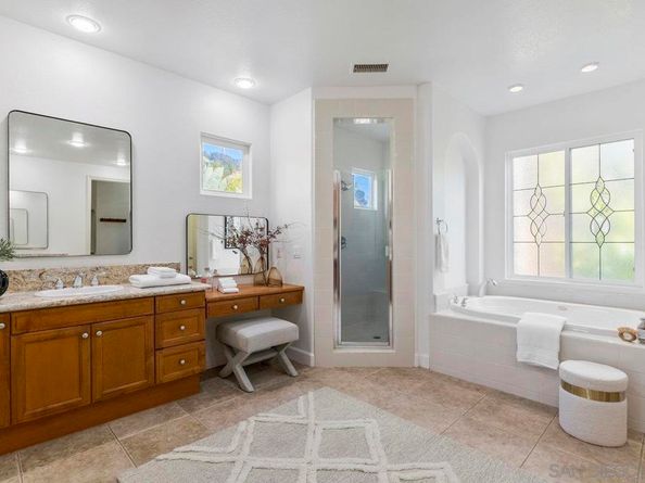 11649 Thistle Hill Pl, San Diego CA 92130