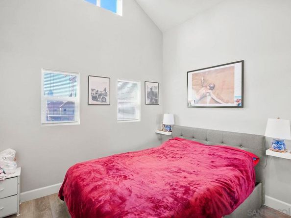 931 21st, San Diego CA 92102