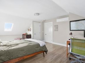 931 21st, San Diego CA 92102