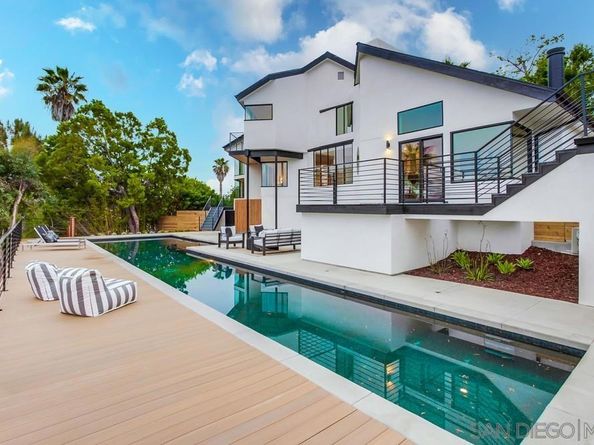 1429 Trabert Ranch Rd, Encinitas CA 92024