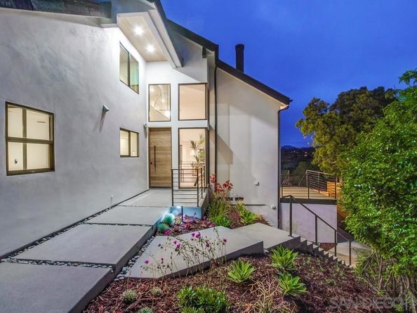 1429 Trabert Ranch Rd, Encinitas CA 92024