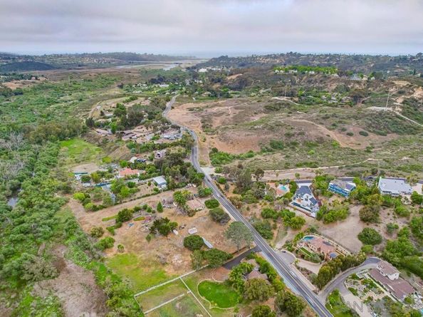 1429 Trabert Ranch Rd, Encinitas CA 92024