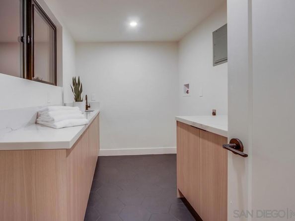 1429 Trabert Ranch Rd, Encinitas CA 92024