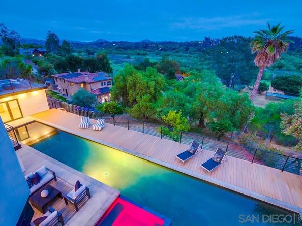 1429 Trabert Ranch Rd, Encinitas CA 92024