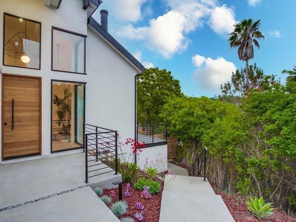 1429 Trabert Ranch Rd, Encinitas CA 92024