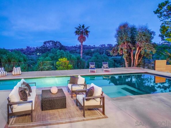 1429 Trabert Ranch Rd, Encinitas CA 92024