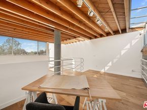654 Pier Avenue C, Santa Monica CA 90405