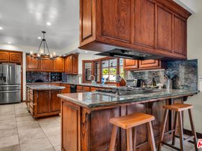 6024 Woodland View Drive, Woodland Hills CA 91367