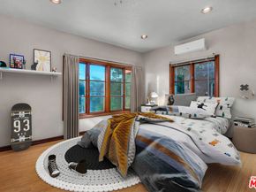 6024 Woodland View Drive, Woodland Hills CA 91367