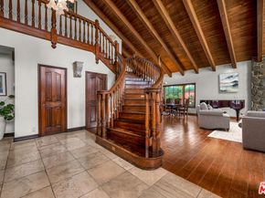 6024 Woodland View Drive, Woodland Hills CA 91367