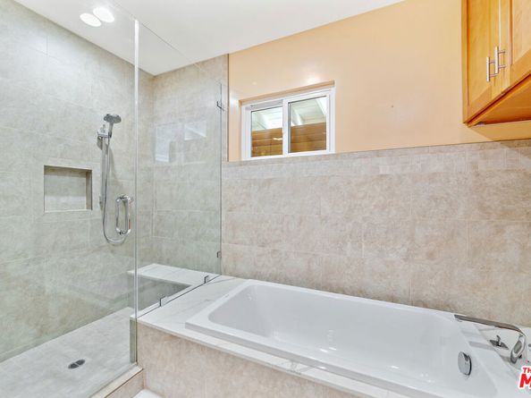 8422 Glencrest Drive, Sun Valley CA 91352