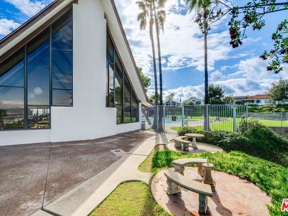 1165 Cherokee, Topanga CA 90290